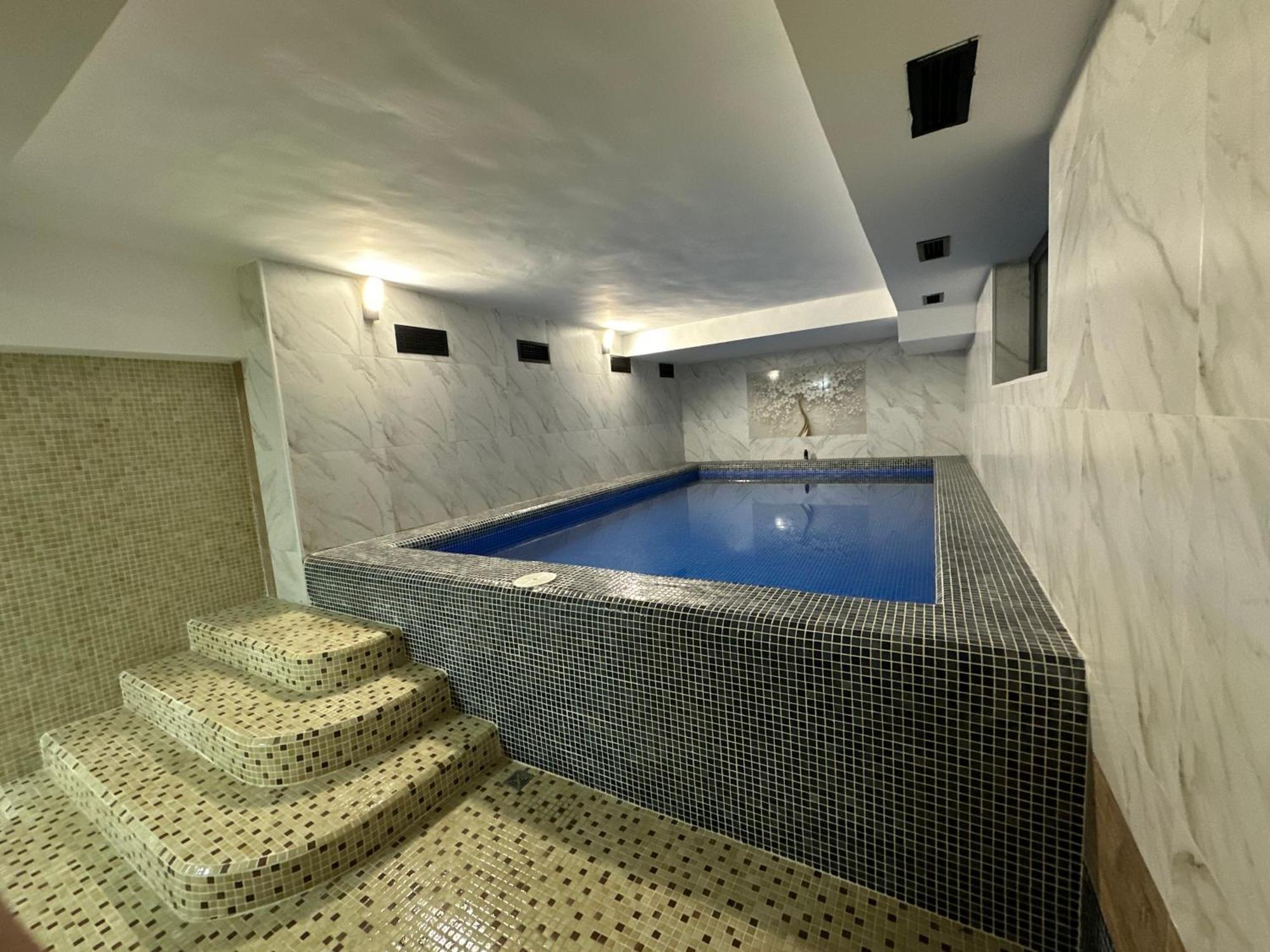 Art Royal Hotel Tashkent Exterior photo
